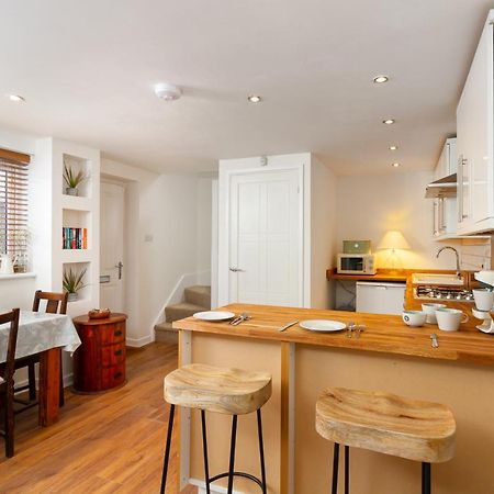 The Coach House, Centrally Located Detached Coach House Cardiff Zewnętrze zdjęcie