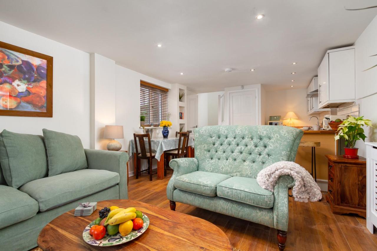 The Coach House, Centrally Located Detached Coach House Cardiff Zewnętrze zdjęcie